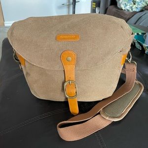 Bagsmart Camera Bag (tan khaki color)